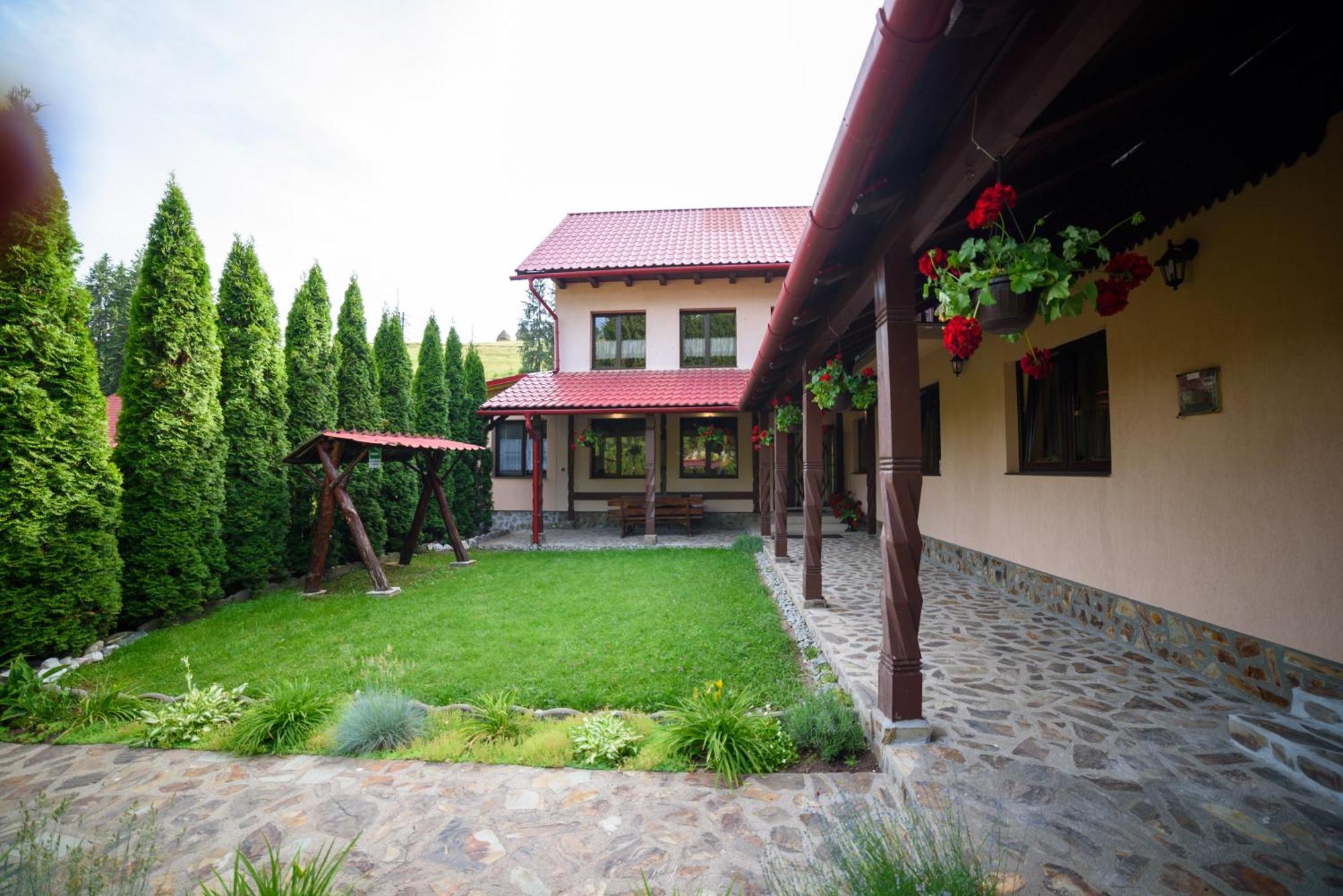 Willa Casa Alina Arieşeni Zewnętrze zdjęcie